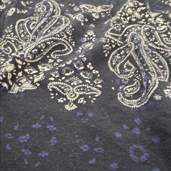 Lucky Brand Dark Blue Paisley Short Sleeve Top Size L - Picture 6 of 6